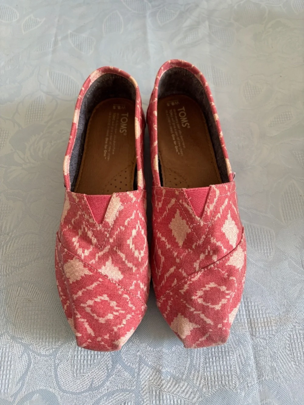 TOMS Slip On Shoes
